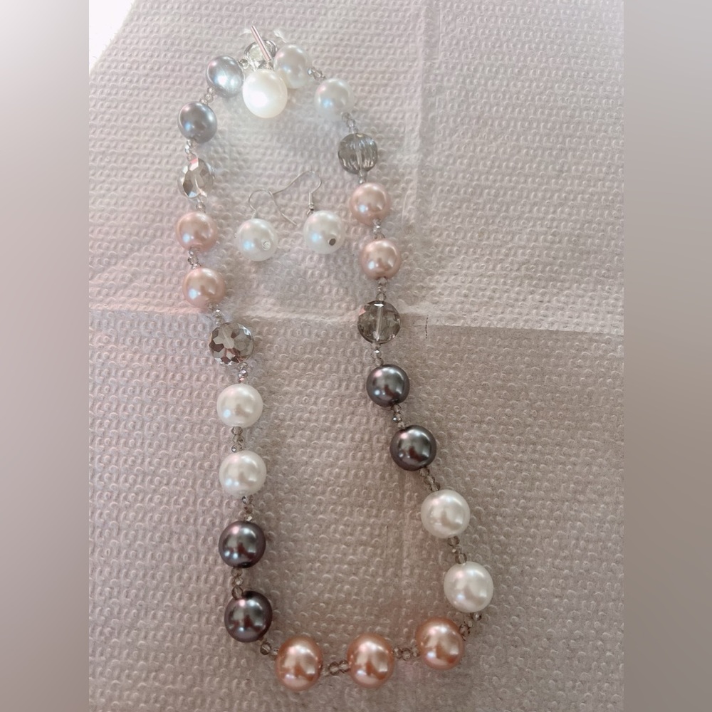 Toggle Pink Grey & White Pearl with Crystal Necklace with Matching Earrings